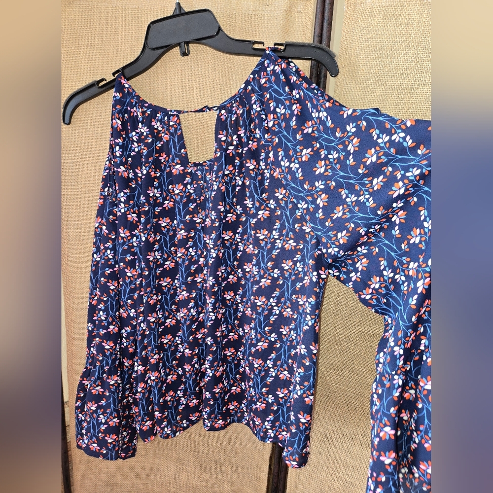 Women's Copper Key Blue Floral Open Shoulder Bell Sleeve Blouse Size Large - Picture 10 of 11